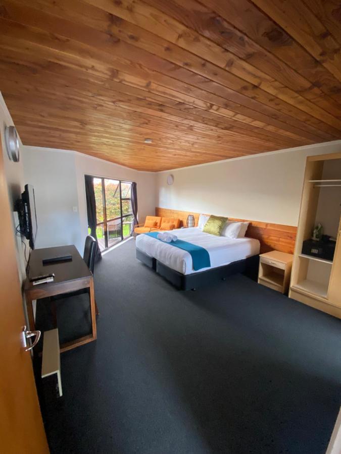 The Sands Hotel Hokianga Omapere Exterior photo